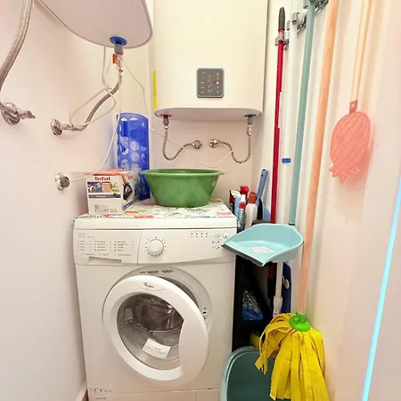Moradia Com Escada, Jardim E Piscina Дом отдыха