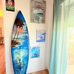 Vakantiehuis Moradia Com Escada, Jardim E Piscina Almada