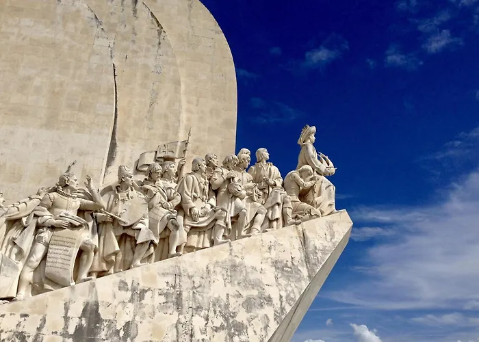 Moradia Com Escada E Jardim, Piscina Maio 2026 بيت للعطل *